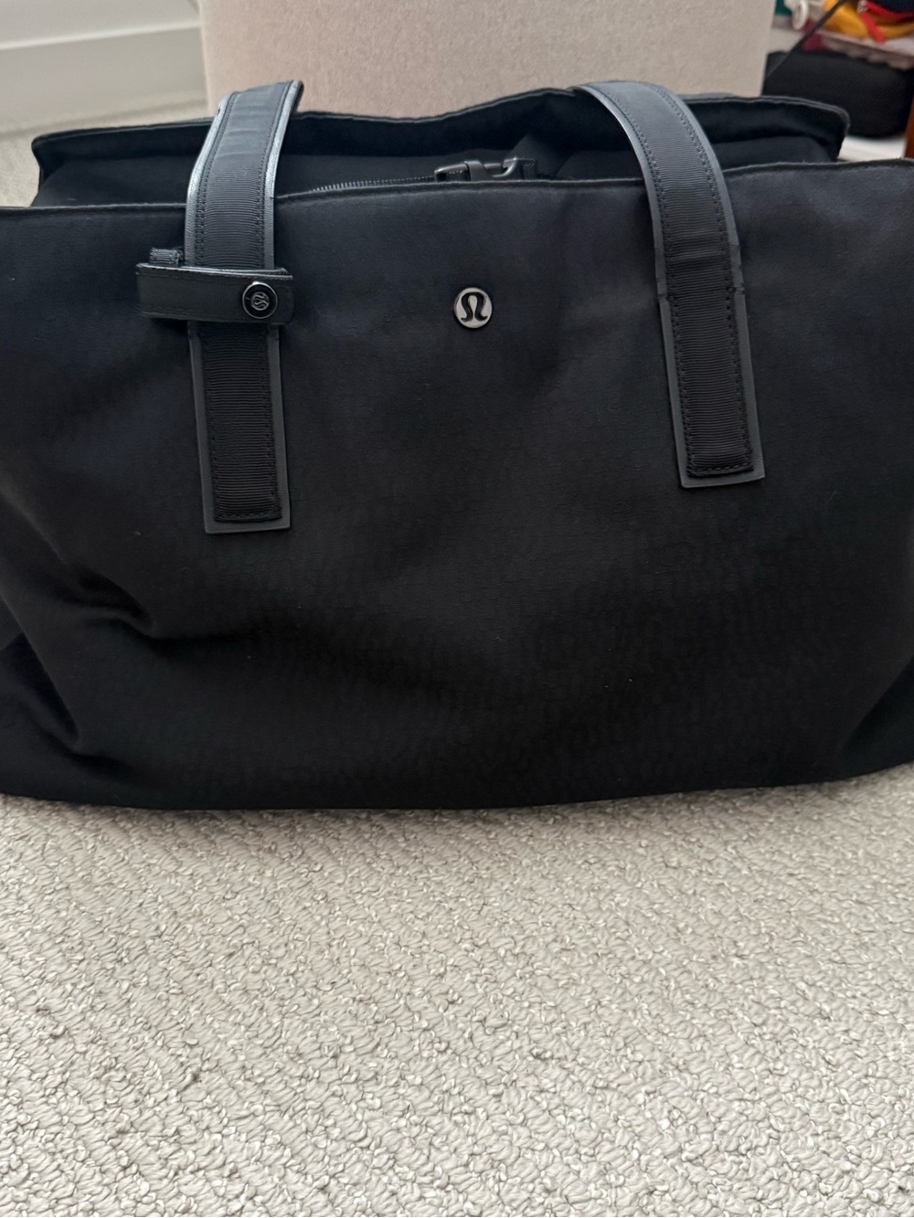 Lululemon Go Getter bag